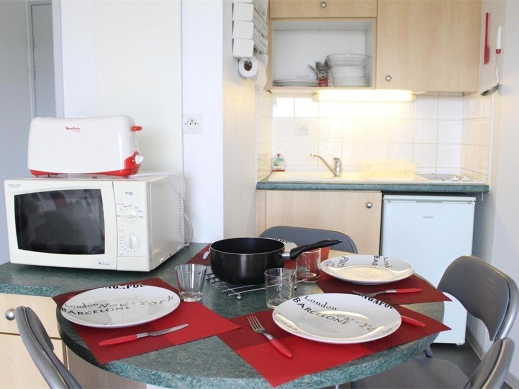 Studio Cabine 4 Pers Avec Balcon, Parking Et Piscine Aux Minimes - La Rochelle - Fr-1-246-177 Bagian luar foto